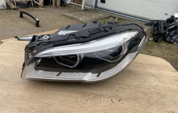 BMW 5 F10 F11 Headlight/headlamp 7352481-08