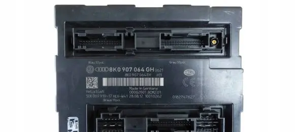 Audi A4 S4 B8 8K Comfort/convenience module 8K0907064GH