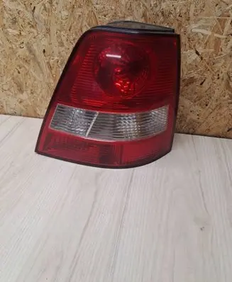 KIA Sorento Rear/tail lights 924023E0