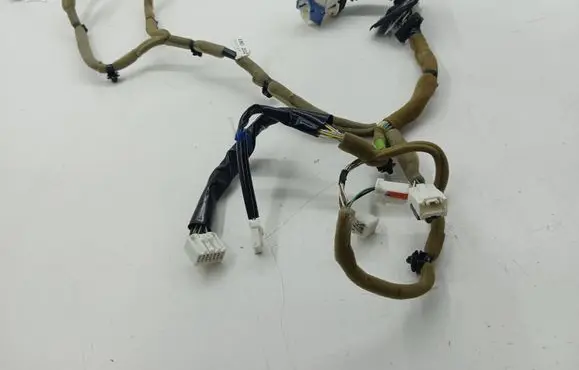 Mazda CX-7 Front door wiring loom EH7067190Z02