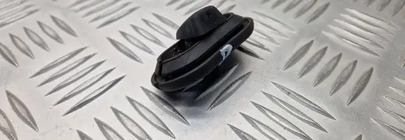 Volvo V70 Windshield washer spray nozzle 30699651