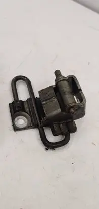 Audi A3 S3 8P Front door lower hinge 8E0831411E