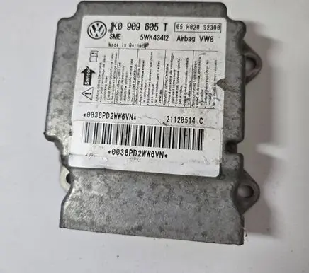 Volkswagen Golf V Airbag control unit/module 1K0909605T 21120514C 5WK43412