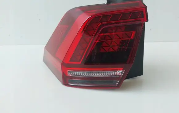 Volkswagen Tiguan Rear/tail lights 5NA945207