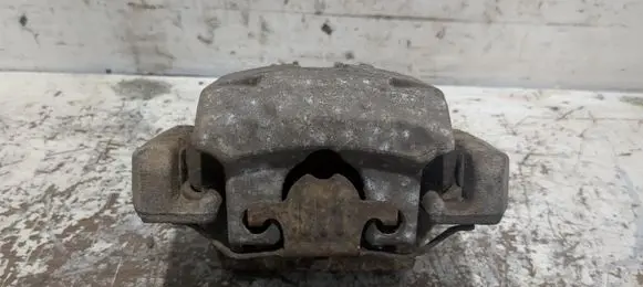 BMW 5 E60 E61 Rear brake caliper 957