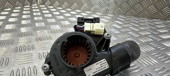 Mercedes-Benz E W212 Engine control unit/module fan A2129060015