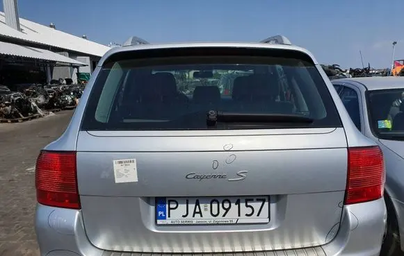 Porsche Cayenne (9PA) Tailgate/trunk/boot lid TYŁ LA7W