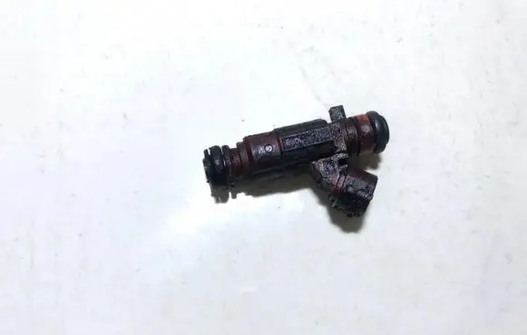 Nissan Almera N16 Fuel injector 0280155940 166009f600