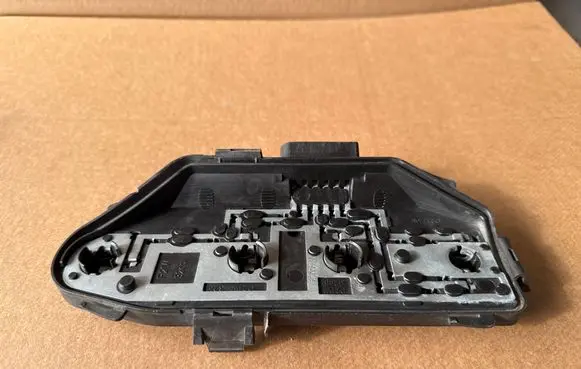 Volkswagen Transporter - Caravelle T5 Tail light bulb cover holder 7H0945257A 157993