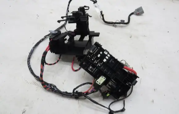 Opel Astra K Positive cable (battery) 39019501