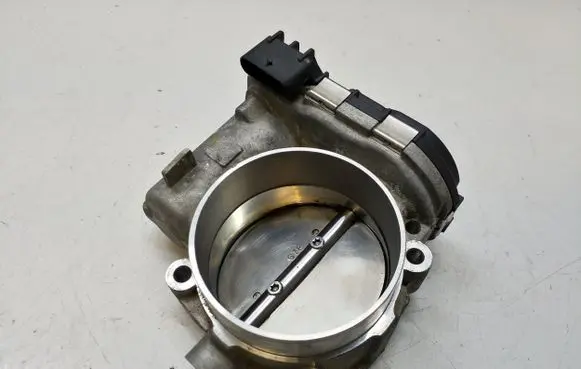 Chrysler Pacifica Throttle valve 05184349AE 5184349AE