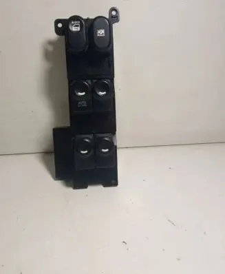 Hyundai i30 Electric window control switch 935702L010 PM01