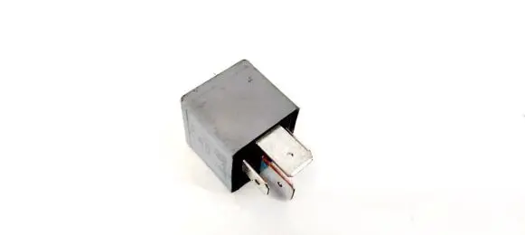 Skoda Fabia Mk1 (6Y) Other relay 191937503 V23134J52X228
