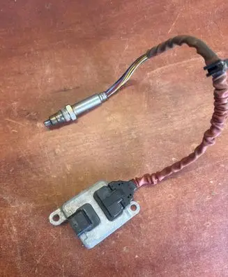 BMW X6 F16 Lambda probe sensor 8589844 170601009405 5WK96697C