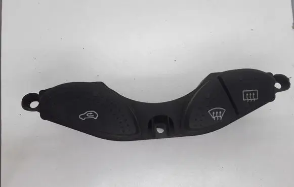 Ford Focus Windscreen/window heater switch 98AG18K574AF 98AG18K574