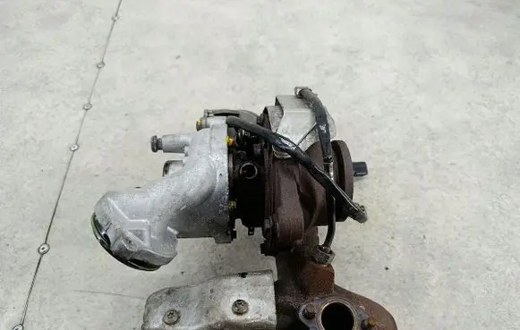 Seat Ibiza IV (6J,6P) Turbo 03P253019B