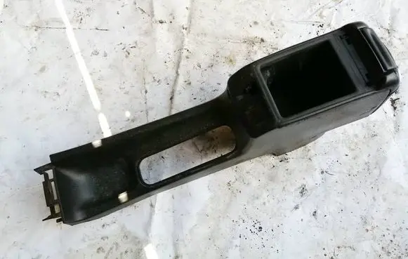 Volkswagen PASSAT B4 Other interior part 3A0963319