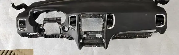 Dodge Durango III Dashboard P01346A23BL P68195937AA