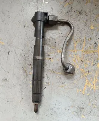 Mercedes-Benz E W212 Fuel injector A6510704987 28342997 H736LSS2T6