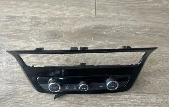 Opel Mokka B Interior fan control switch 9842665880