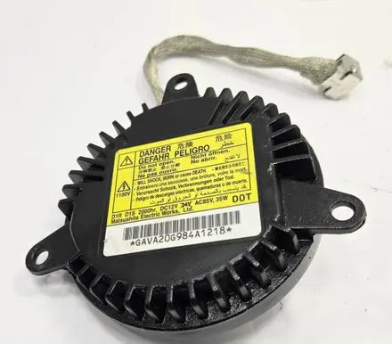 Chevrolet Camaro Headlight ballast module Xenon 25794777
