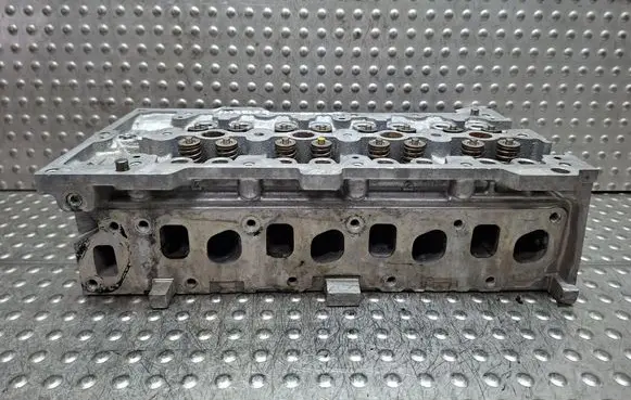 Opel Corsa D Engine head S26279556 55193111