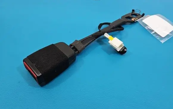 Peugeot 3008 II Front seatbelt 9809502477 IMPRK1556524