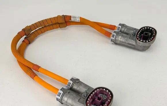 BMW i4 High voltage cable 5A662A4 E1M85D