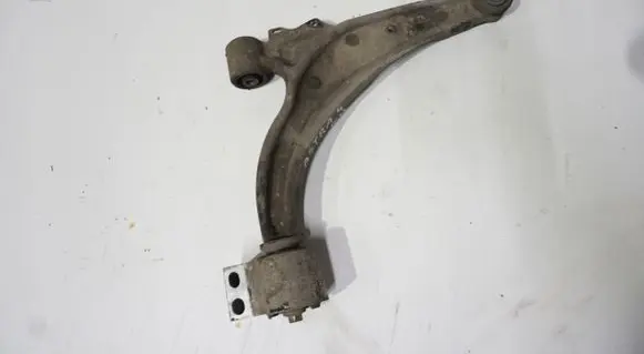 Opel Astra J Front lower control arm/wishbone