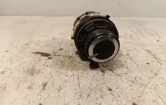 Nissan Navara D40 Differential lock switch 