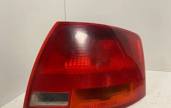 Audi A4 S4 B7 8E 8H Rear/tail lights 8E9945096E 484002 ULO748002