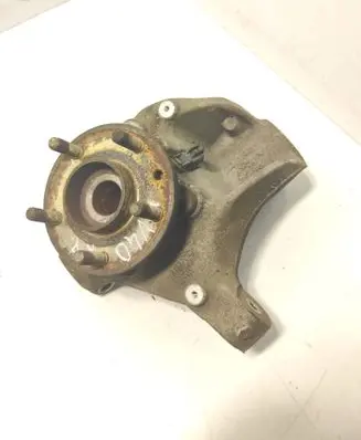 Volvo V40 Front wheel hub spindle knuckle 31387650