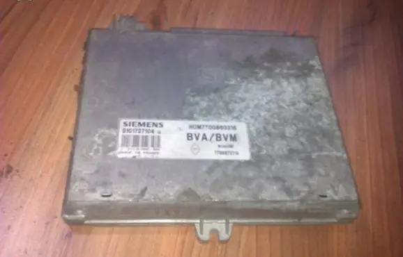 Renault Laguna I Engine control unit/module 7700860316