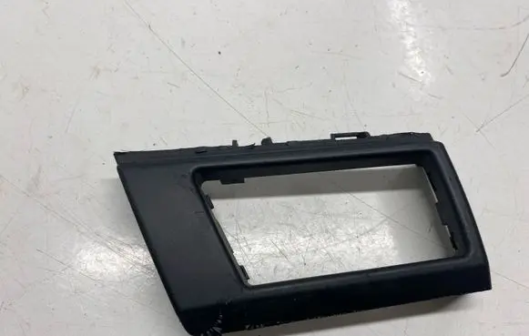 BMW 3 E92 E93 Centre console side trim front 