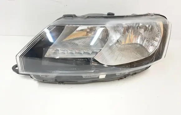 Skoda Rapid (NH) Headlight/headlamp 5JB941015B