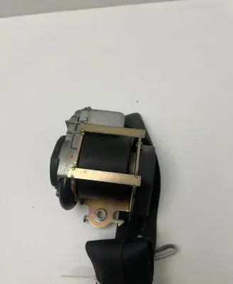 Peugeot 407 Front seatbelt 0402066