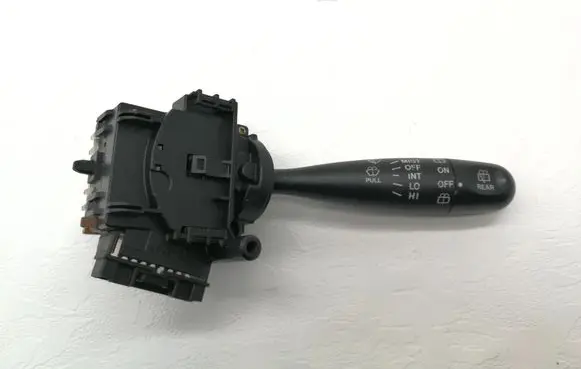 Toyota Yaris Wiper speed switch 173647