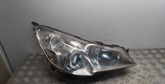 Subaru Legacy Headlight/headlamp