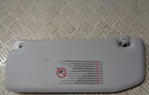 Peugeot 2008 I Sun visor