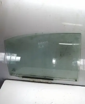 Toyota Avensis T250 Rear door window glass 43R00048