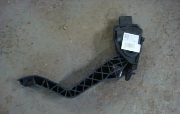 Citroen C-Elysée Accelerator throttle pedal
