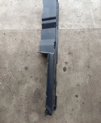 Trunk/boot lower side trim panel