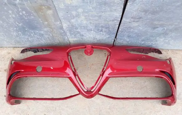 Alfa Romeo Giulia Front bumper 50556569