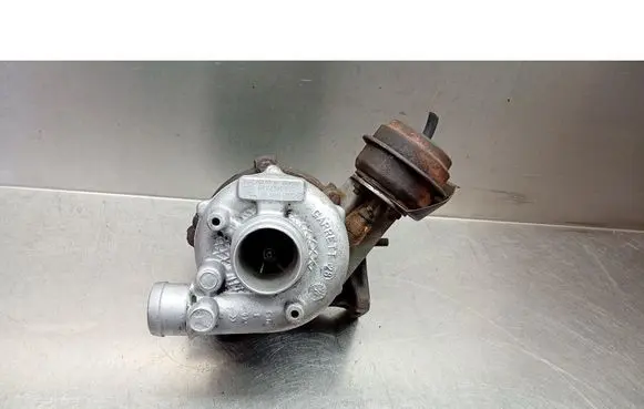 Audi A4 S4 B6 8E 8H Turbo 028145702H