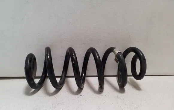 Audi Q7 4M Rear coil spring 4M0511115AP