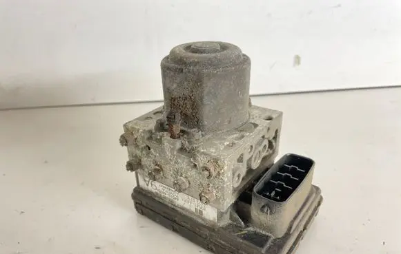 Toyota Avensis Verso ABS Pump 4451044051 FCG1620227 8954144051