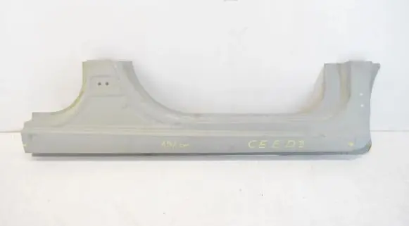 KIA Ceed Pillar (middle) 71120A2A20
