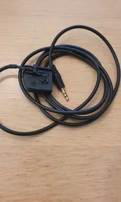 Volkswagen PASSAT B6 AUX in-socket connector MFD2