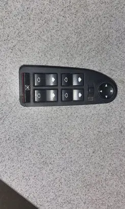BMW 5 E39 Electric window control switch 8368966