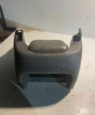 Chrysler Voyager Center console 4678266 379802A 19284